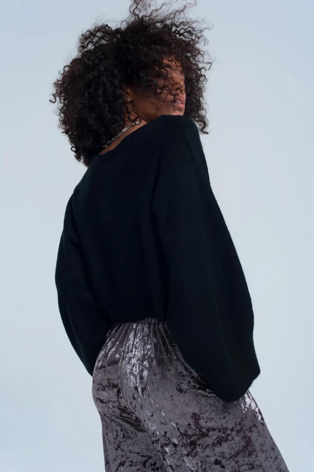 Black short sweater