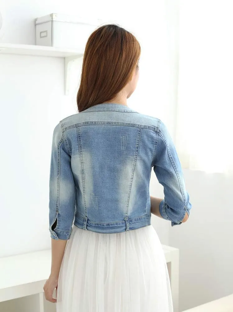 Women's Short Denim Jacket Round Neck Denim Three Quarter Sleeves Light Blue Jacket